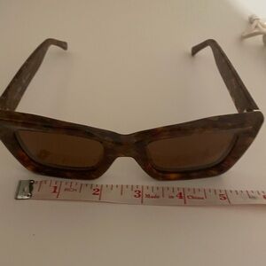 Z Supply Stylish Tortoiseshell Sunglasses